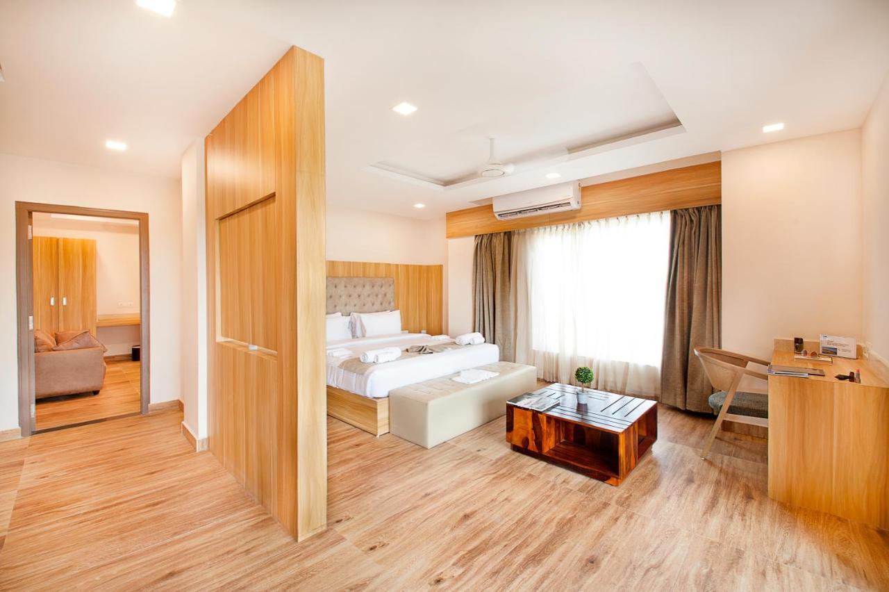 Abm Boutique Hotel By Purple Cloud Dod Jala Esterno foto